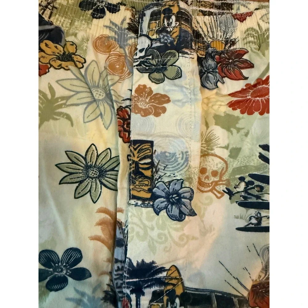 Walt Disney World Mens Mickey Mouse Tropical Tiki Boxer Lounge Shorts Medium M